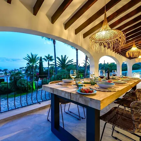 Villa El Toro - By Almarina